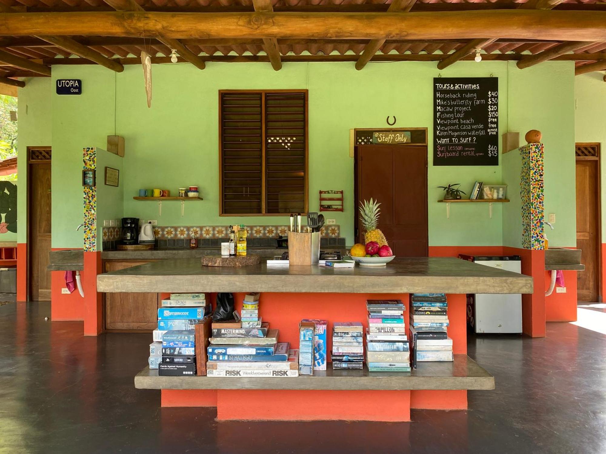 Alouatta Playa Coyote Hostel San Francisco de Coyote Kültér fotó